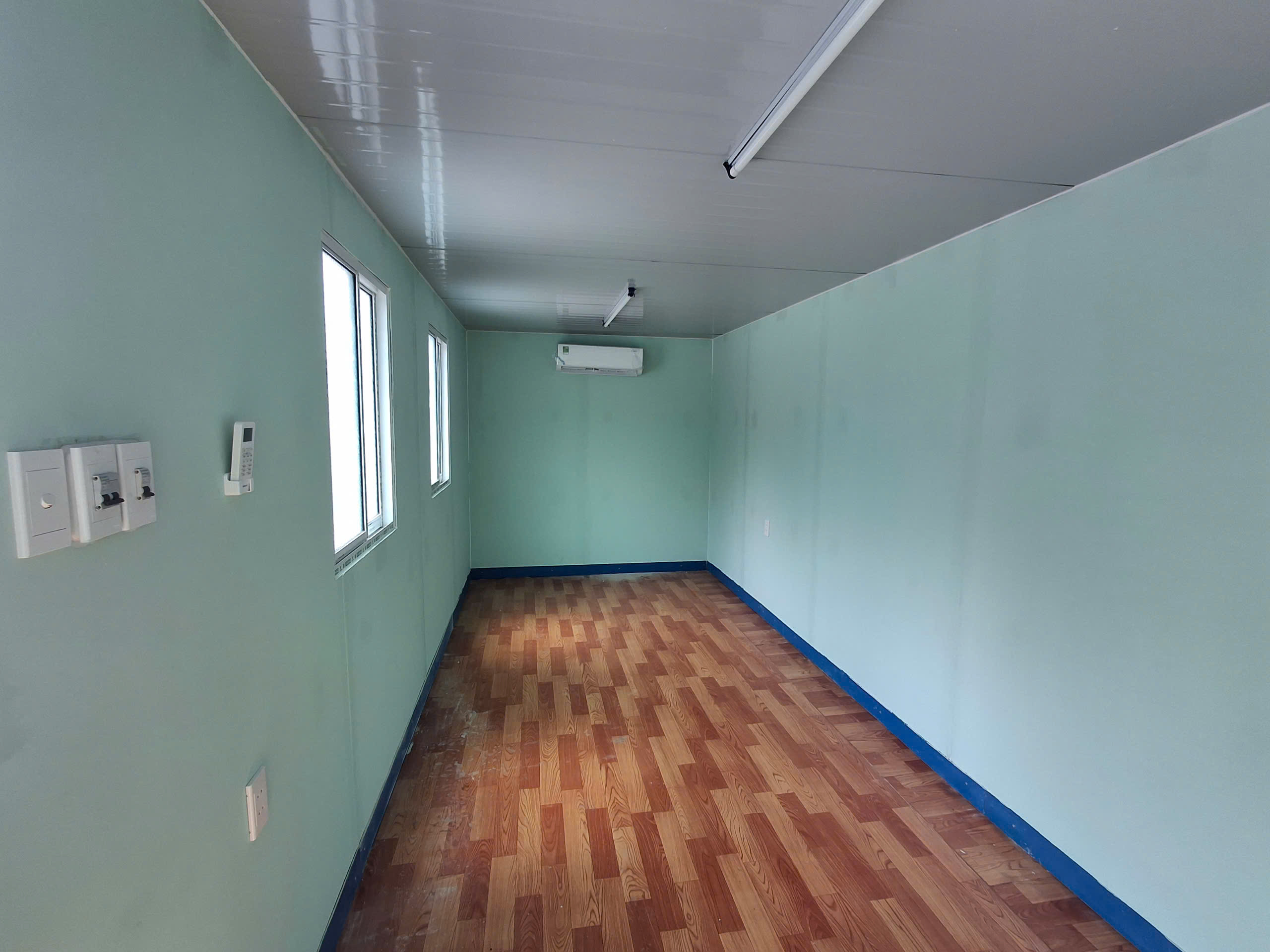 Nội thất container văn phòng 20ft cho thuê tại Nhơn Trạch