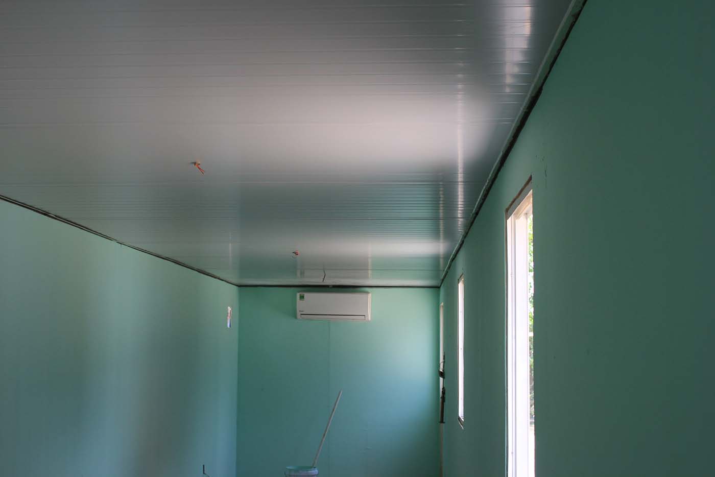 Nội thất container văn phòng 20 feet