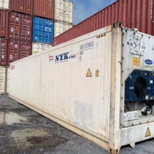 Container lạnh 40ft tại kho bãi