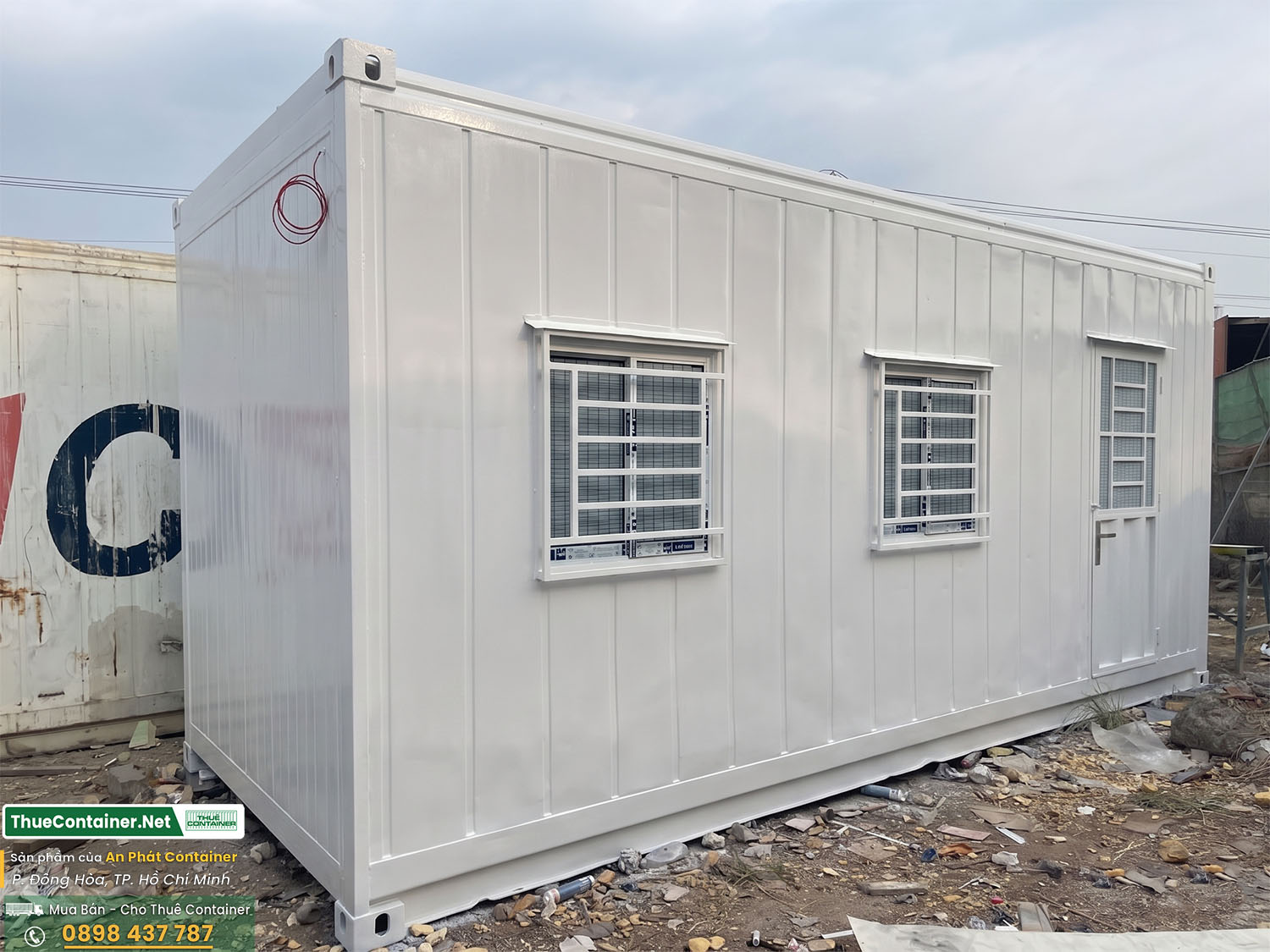 Sản phẩm container văn phòng 20ft đóng mới từ container lạnh cũ