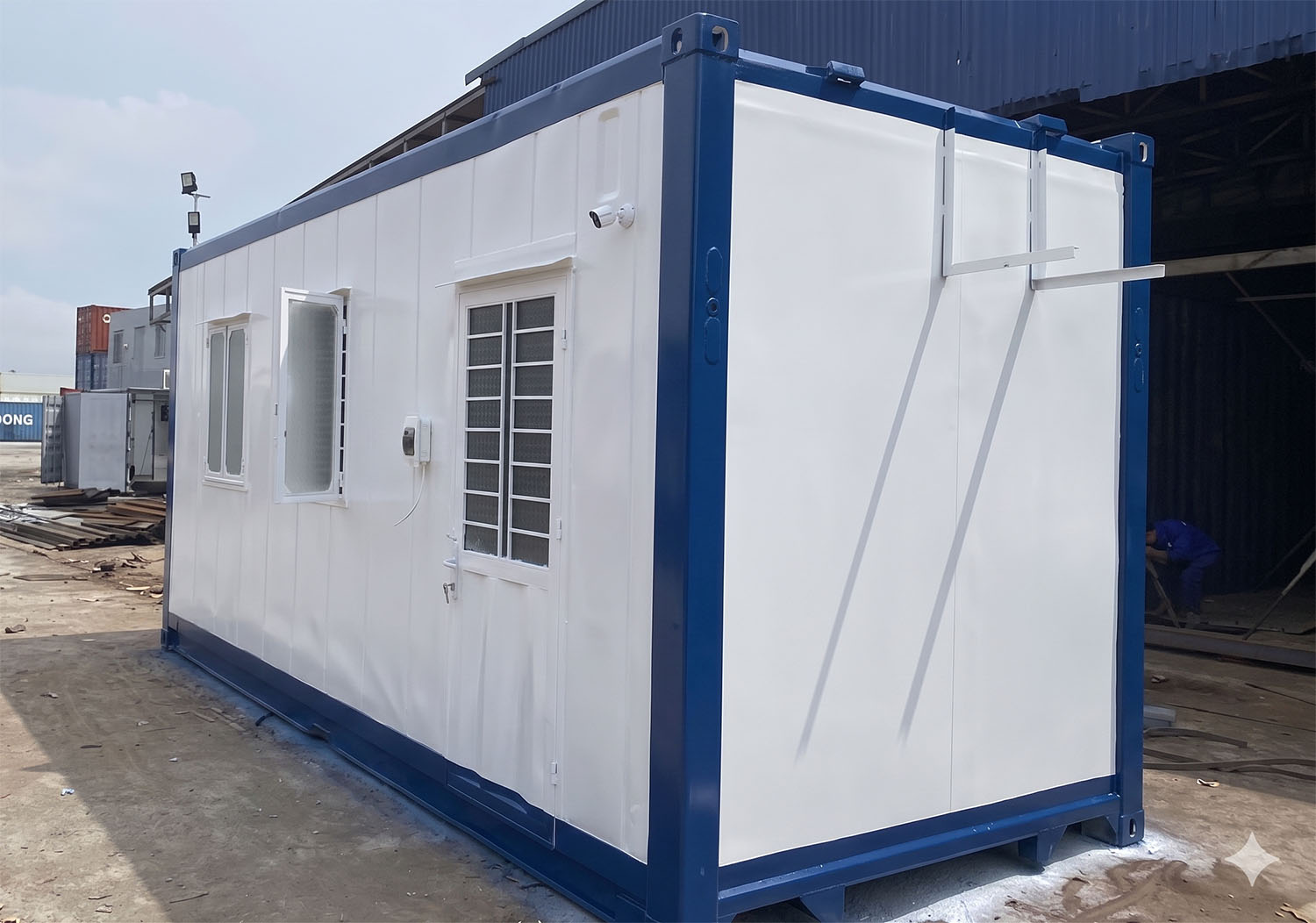 Sản phẩm container văn phòng 20ft từ container lạnh